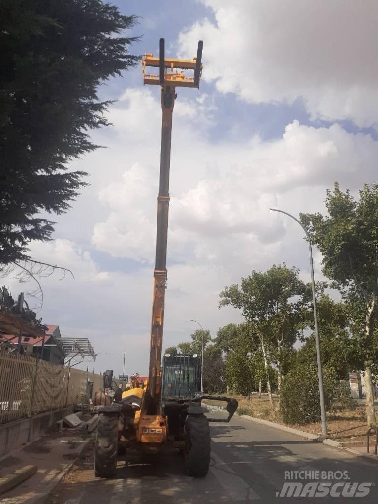 JCB 535-95 Συστήματα τηλεχειρισμού για τη γεωργία