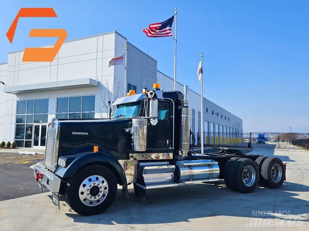 Kenworth W900 Τράκτορες