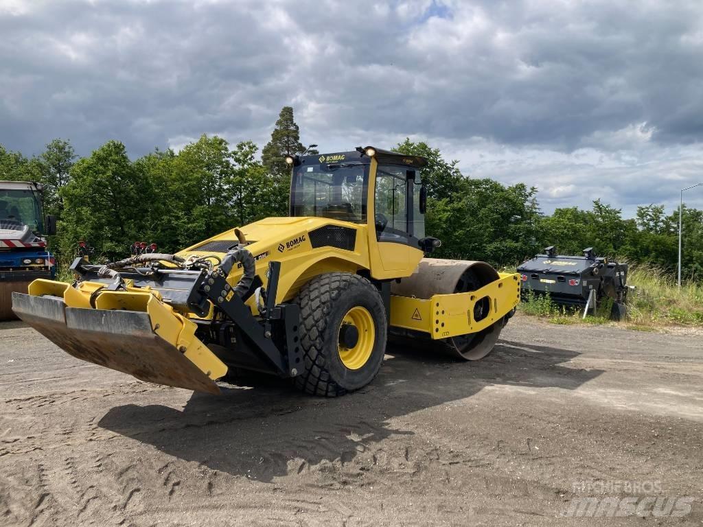 Bomag BW 213 DH-5 Οδοστρωτήρες μονού κυλίνδρου