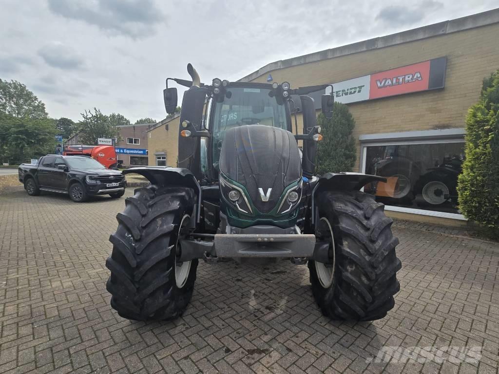 Valtra T 174 Τρακτέρ