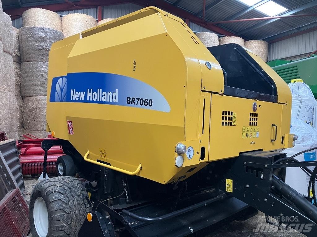 New Holland BR 7060 Πρέσες κυλινδρικών δεμάτων
