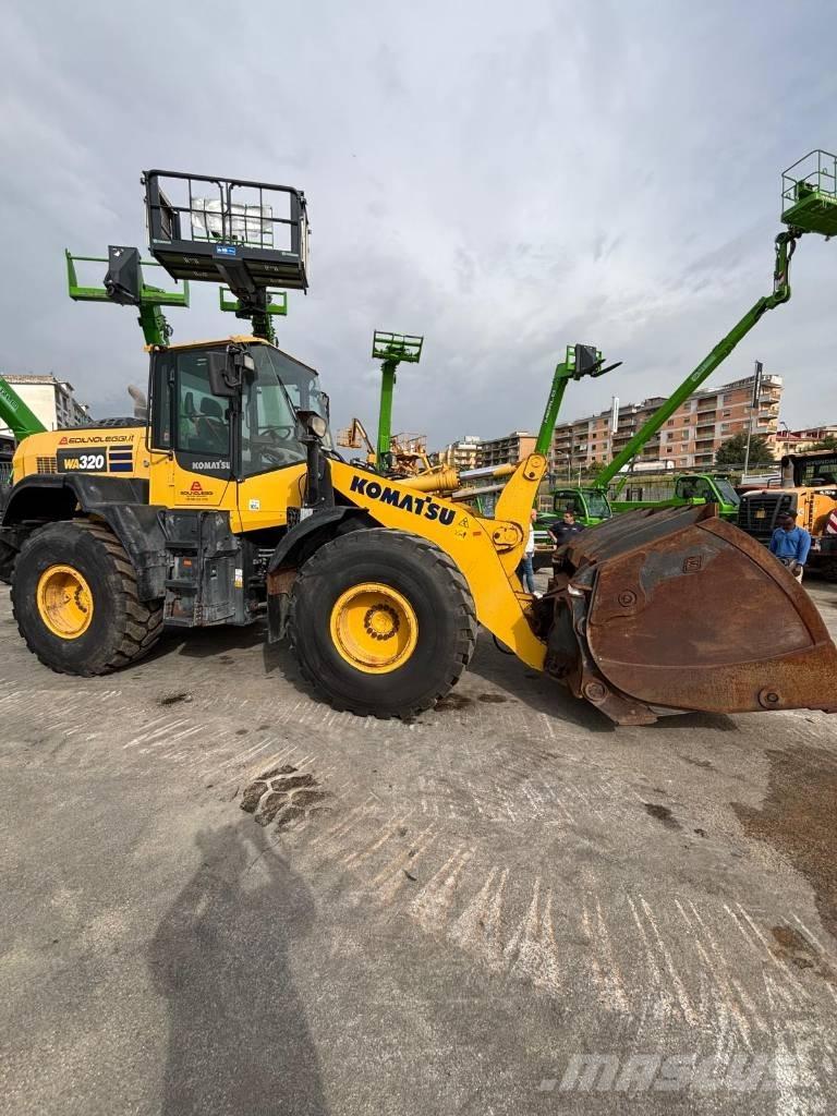 Komatsu WA 320-8 Φορτωτές με λάστιχα (Τροχοφόροι)