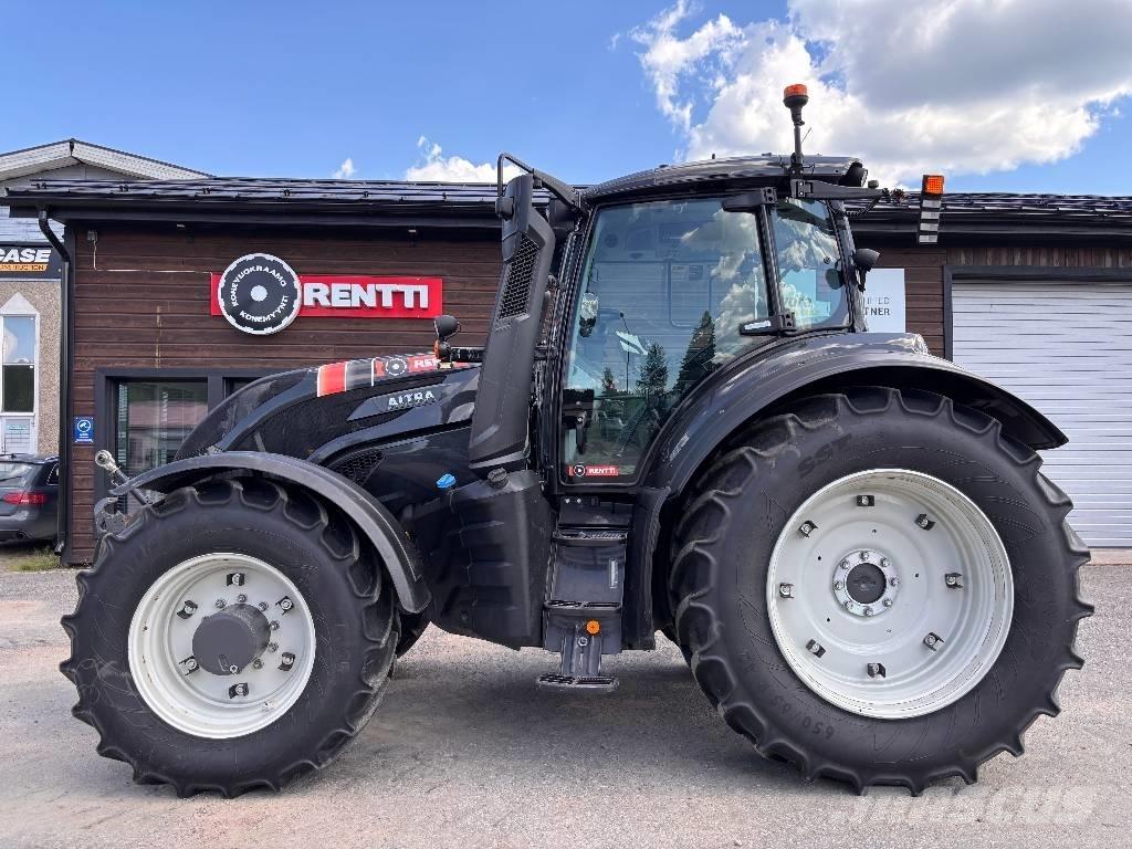Valtra T 215 Versu Τρακτέρ