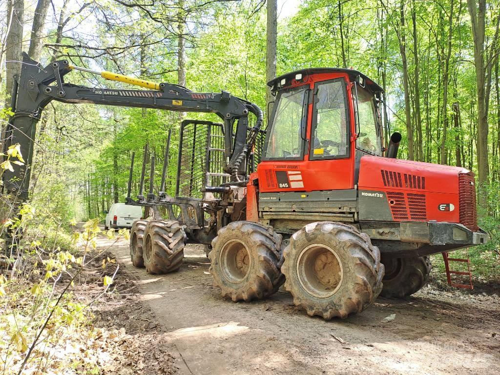 Komatsu 845 Μεταφορείς ξυλείας