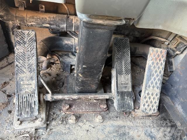 Doosan DL 400 Φορτωτές με λάστιχα (Τροχοφόροι)