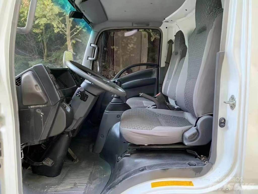 Isuzu ELF Δημοτικά οχήματα/Οχήματα γενικής χρήσης