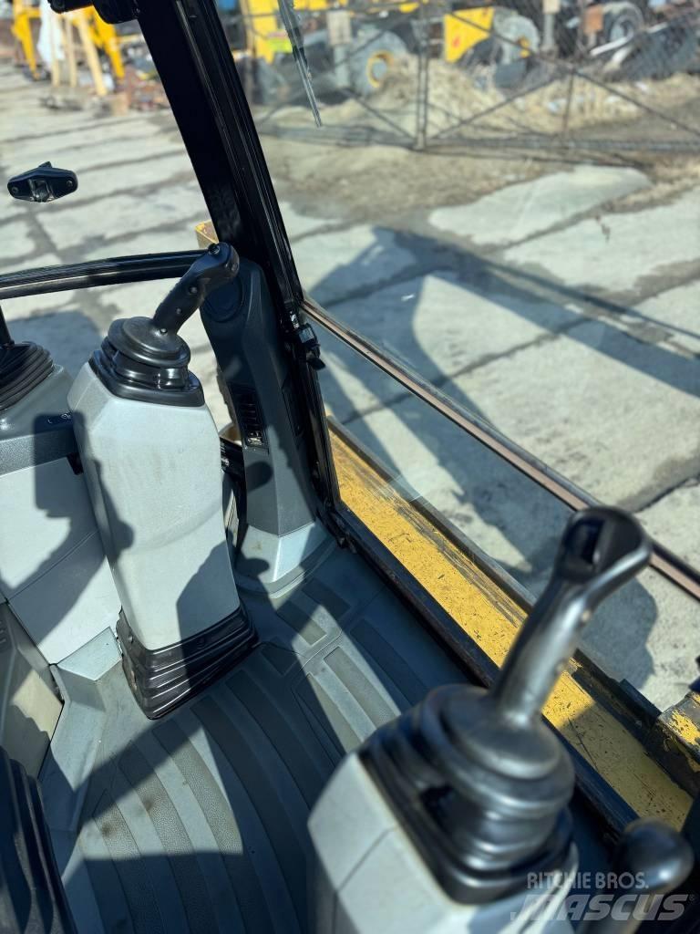 CAT 444 E Εκσκαφείς Φορτωτές τύπου JCB