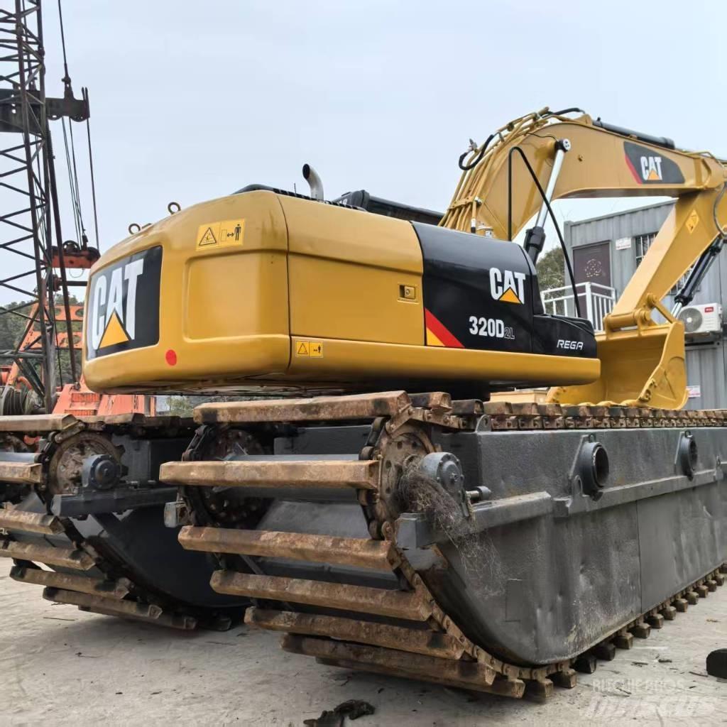 CAT 320 D Αμφίβιοι εκσκαφείς