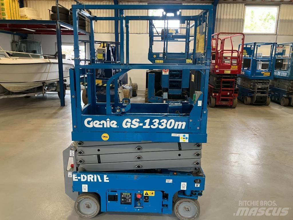 Genie GS 1330 Ανυψωτήρες ψαλιδωτής άρθρωσης