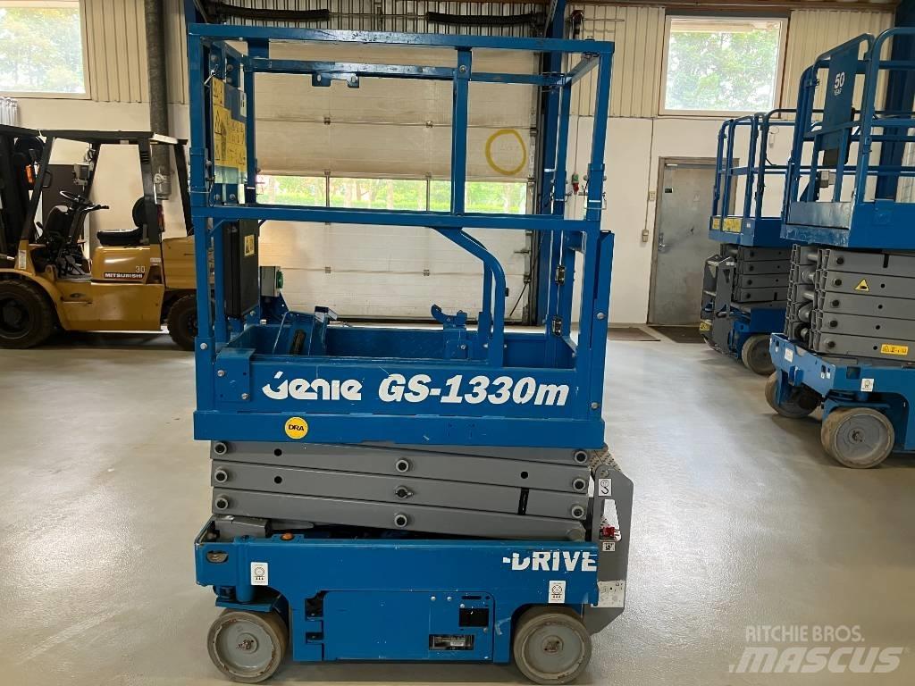 Genie GS 1330 Ανυψωτήρες ψαλιδωτής άρθρωσης