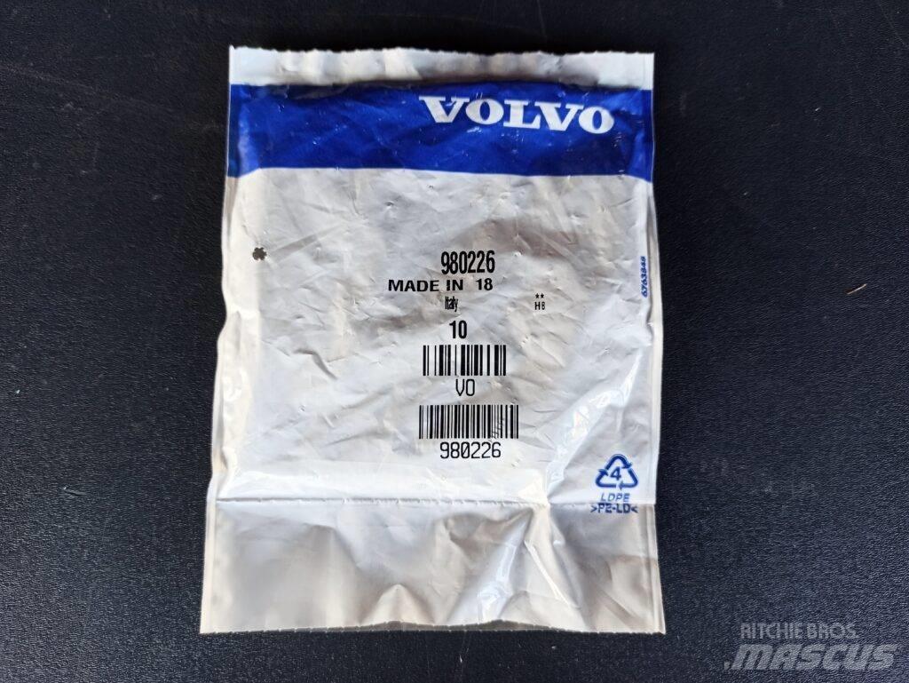 Volvo STUD 980226 Μεταφορές - Άλλα