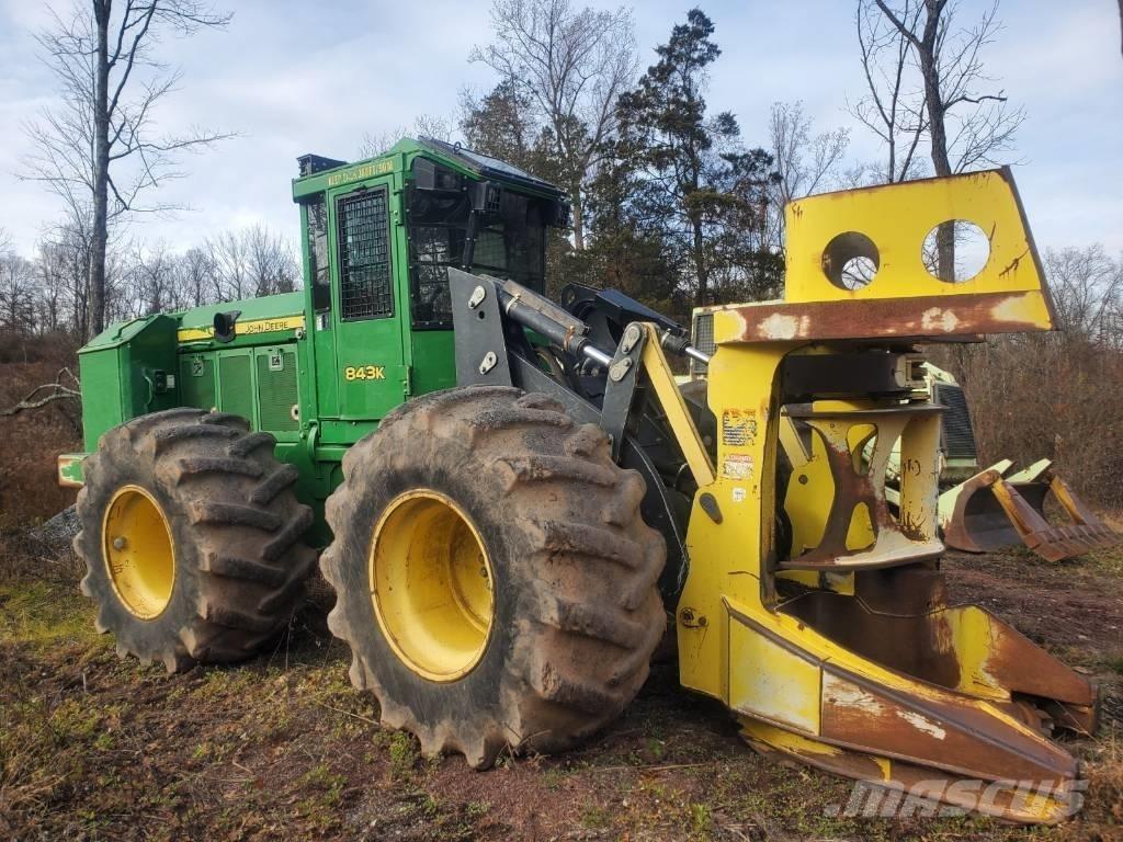 John Deere 843 K Κοπτικά ξυλείας