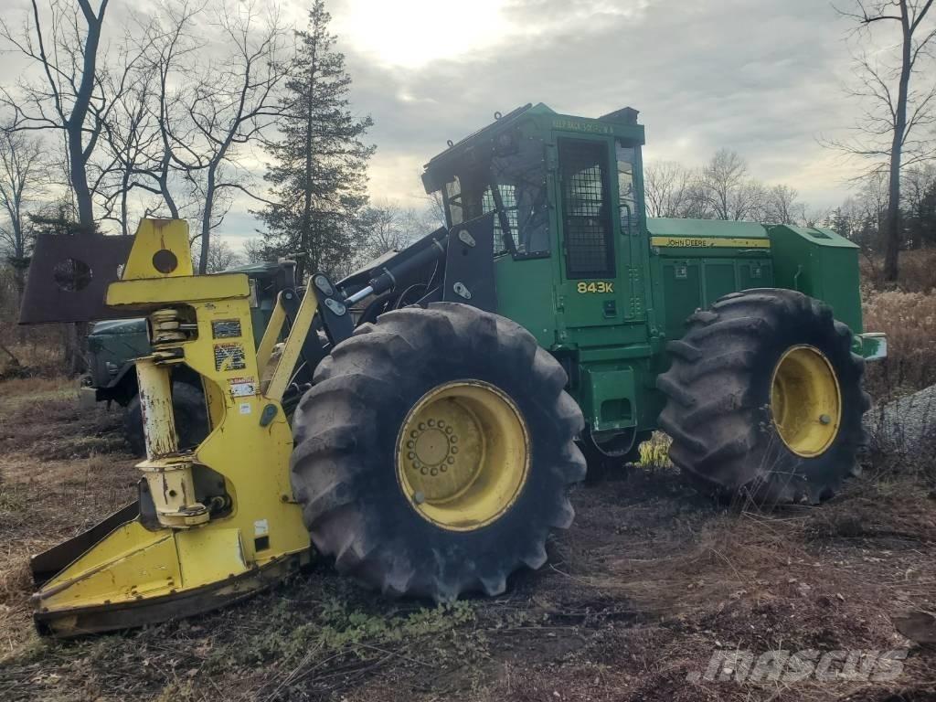 John Deere 843 K Κοπτικά ξυλείας