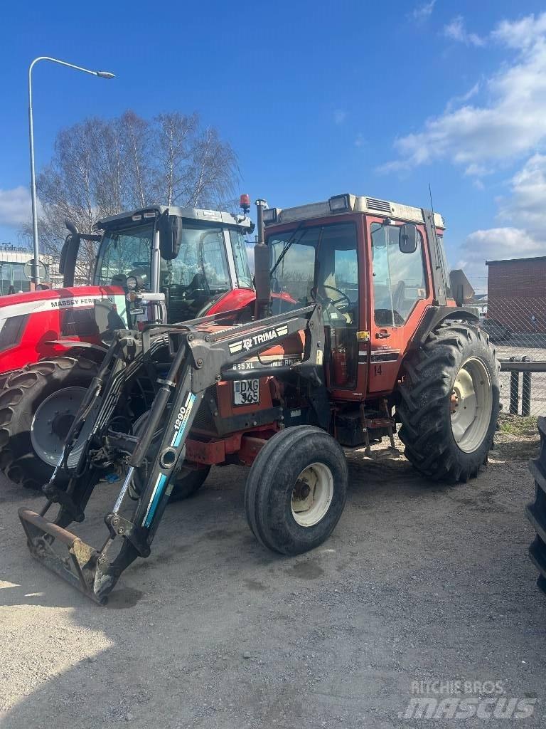 International 685 XL Τρακτέρ