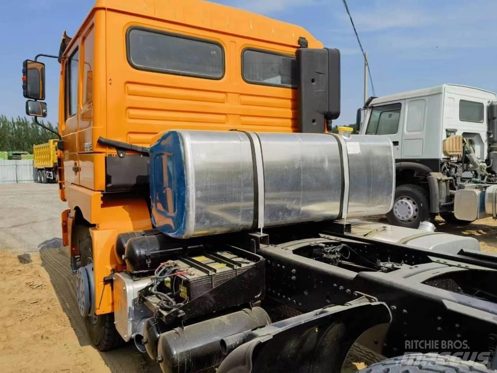 Shacman F3000 6X4 Τράκτορες