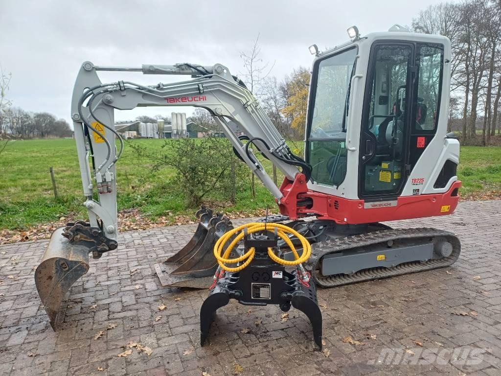 Takeuchi TB 225 Εκσκαφάκι (διαβολάκι) < 7t