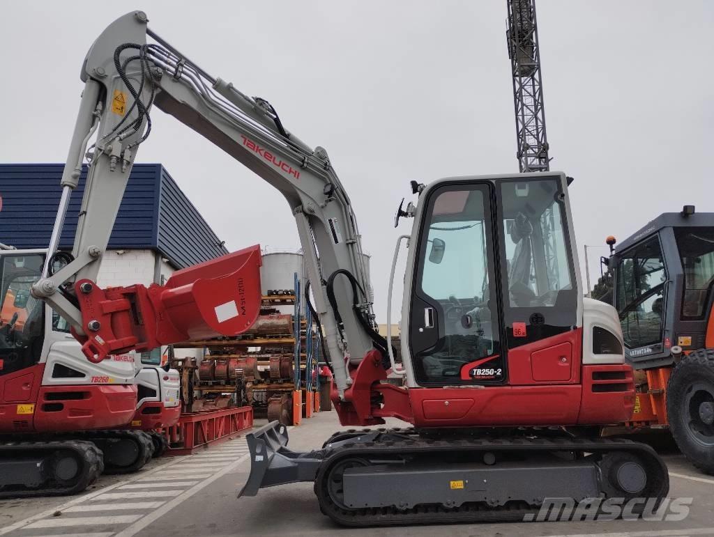 Takeuchi TB 250 2 Εκσκαφάκι (διαβολάκι) < 7t