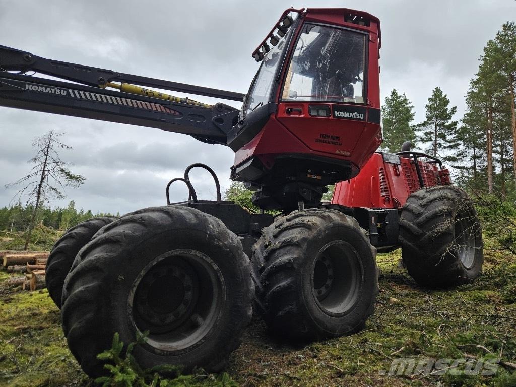 Komatsu 911.5 Θεριζοαλωνιστικές μηχανές