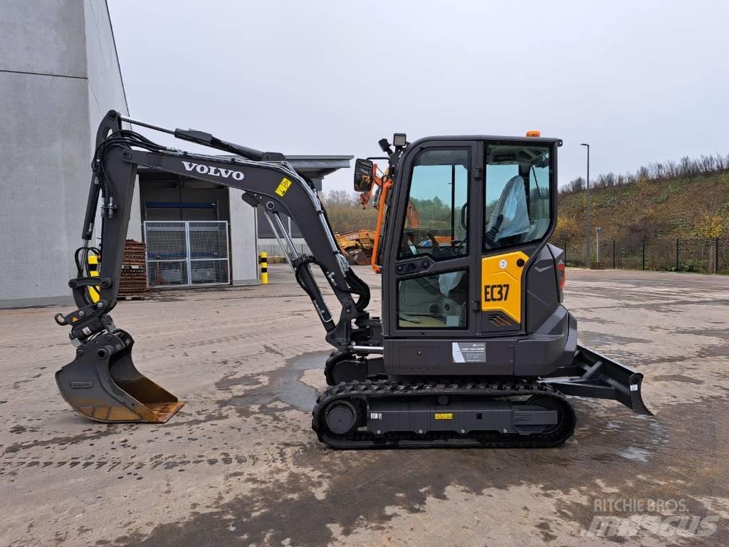Volvo EC 37 F Εκσκαφάκι (διαβολάκι) < 7t