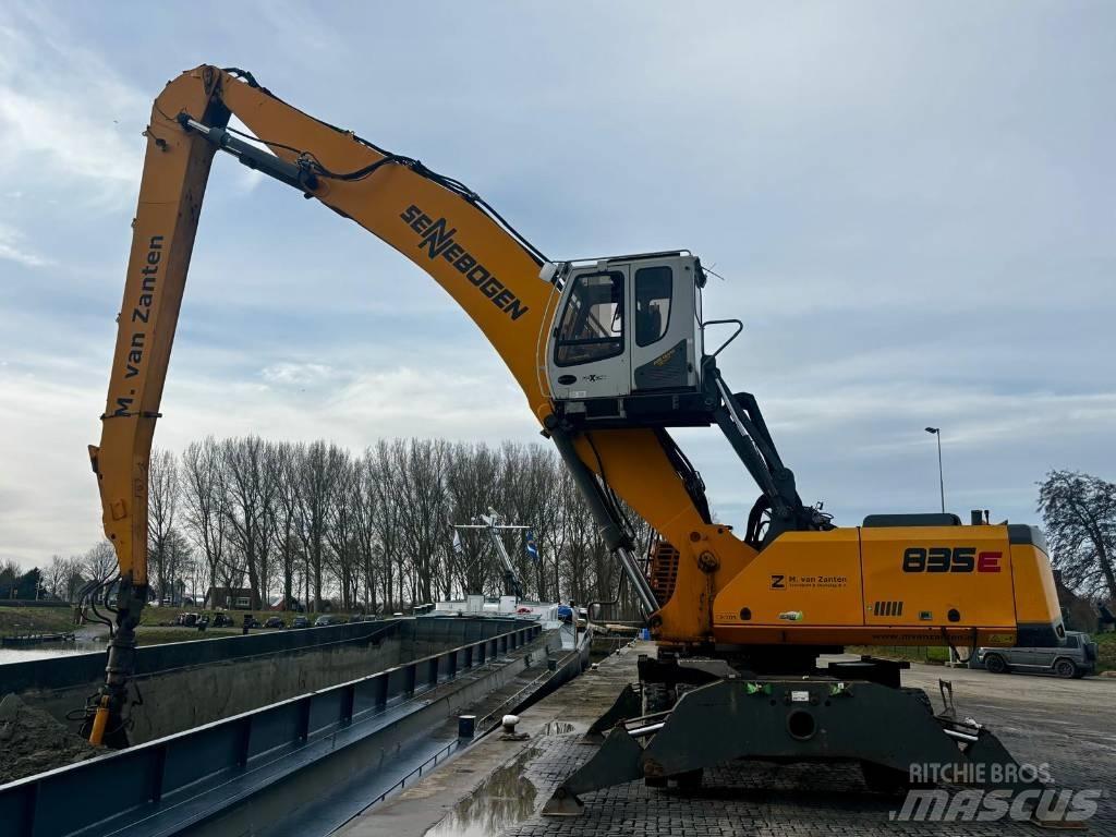 Sennebogen 835 Βιομηχανικά μηχανήματα διαχείρισης αποβλήτων