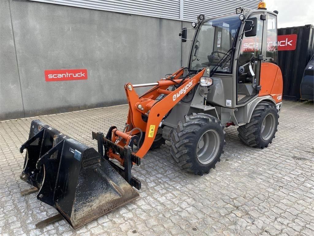 Weycor AR320 Cab Φορτωτές πολλαπλών χρήσεων