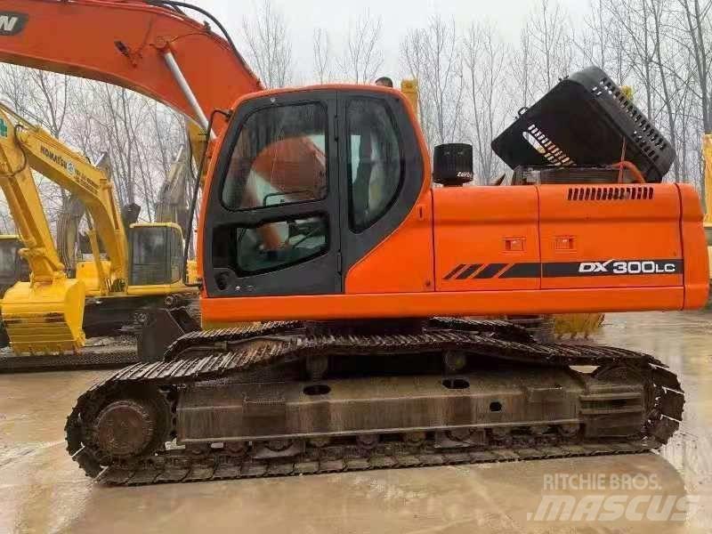 Doosan DX300LC Εκσκαφείς με ερπύστριες