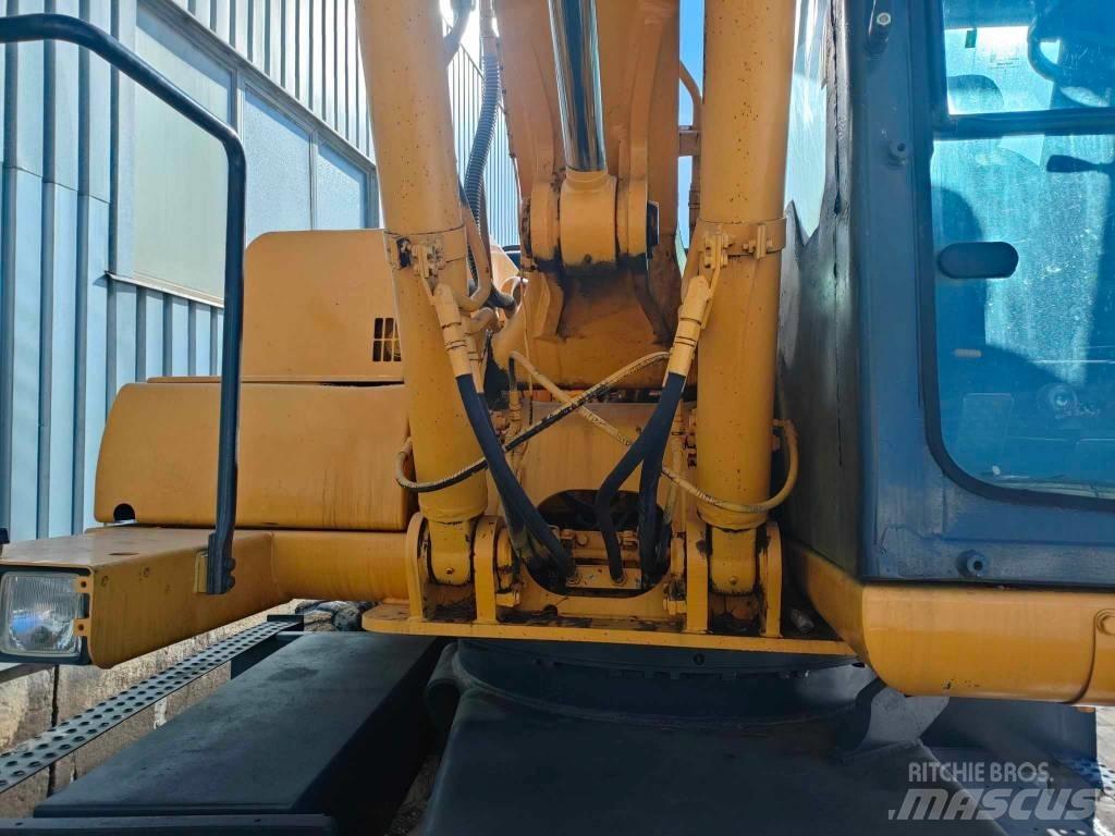 Komatsu PW 130ES-6K Εκσκαφείς με τροχούς - λάστιχα