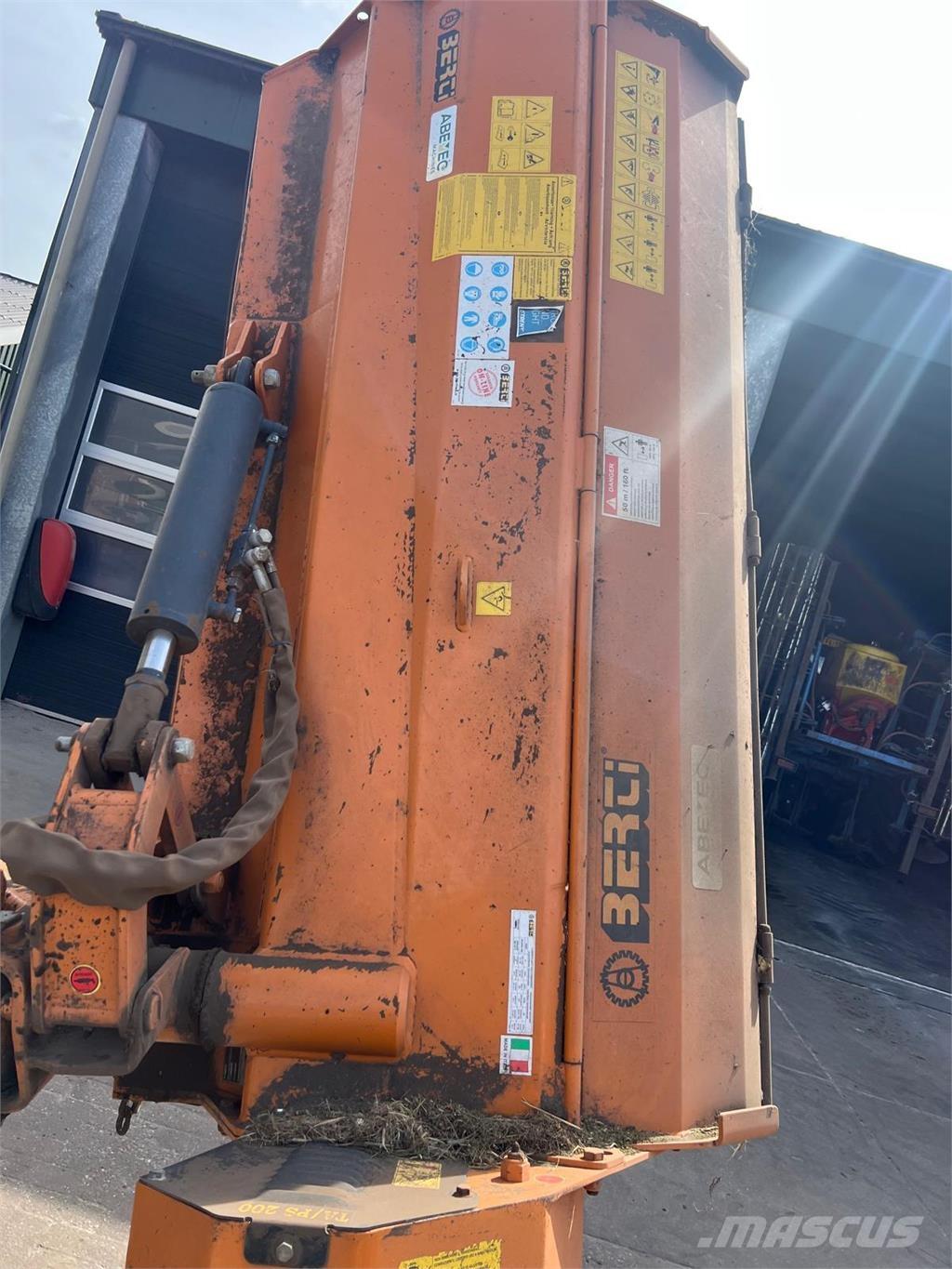 Berti TAPS 200 Χορτοκοπτικά θάμνων, ξακρίσματος και περιβάλλοντος