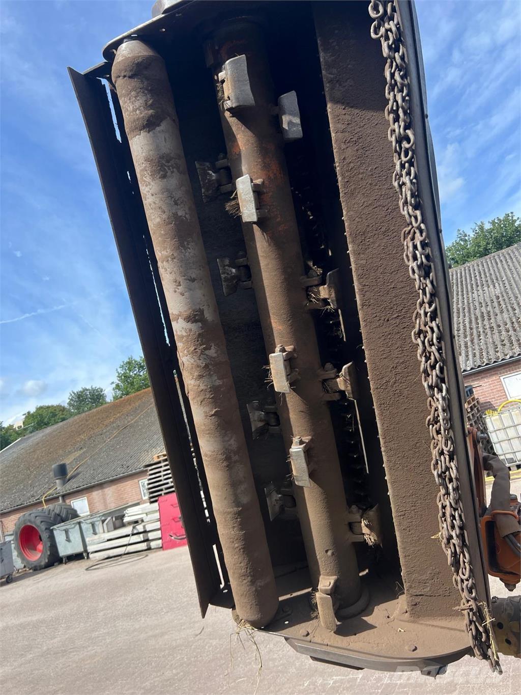 Berti TAPS 200 Χορτοκοπτικά θάμνων, ξακρίσματος και περιβάλλοντος