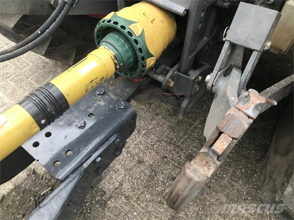 Fendt 411 Com2 Τρακτέρ