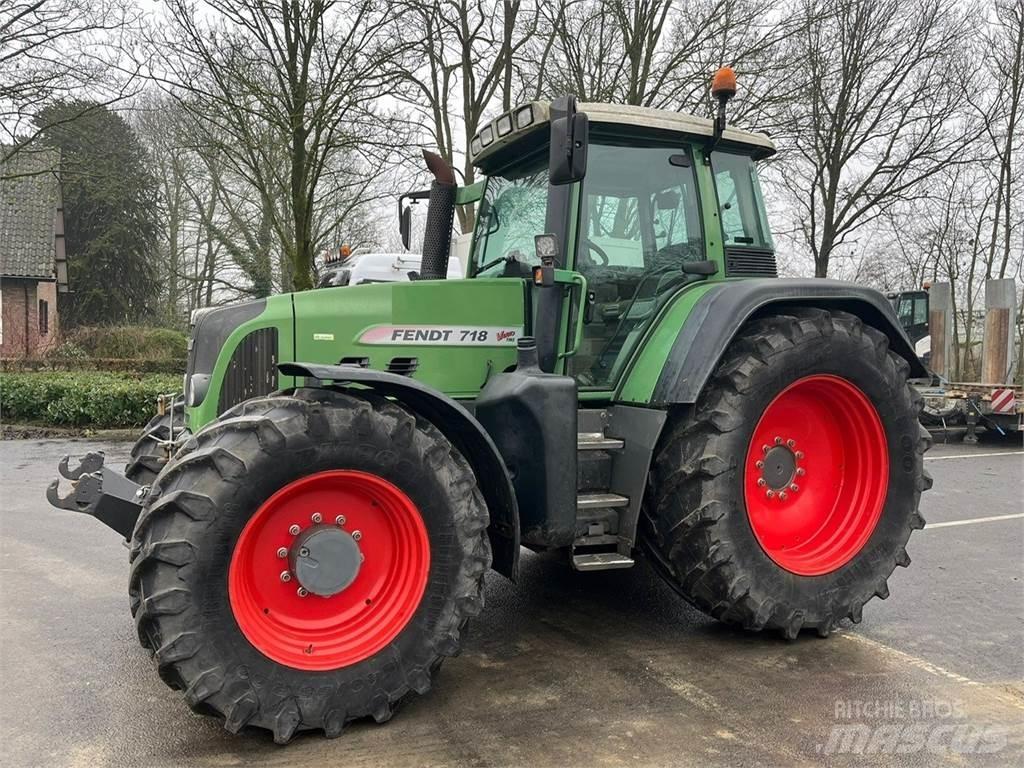 Fendt 718 COM3 Τρακτέρ