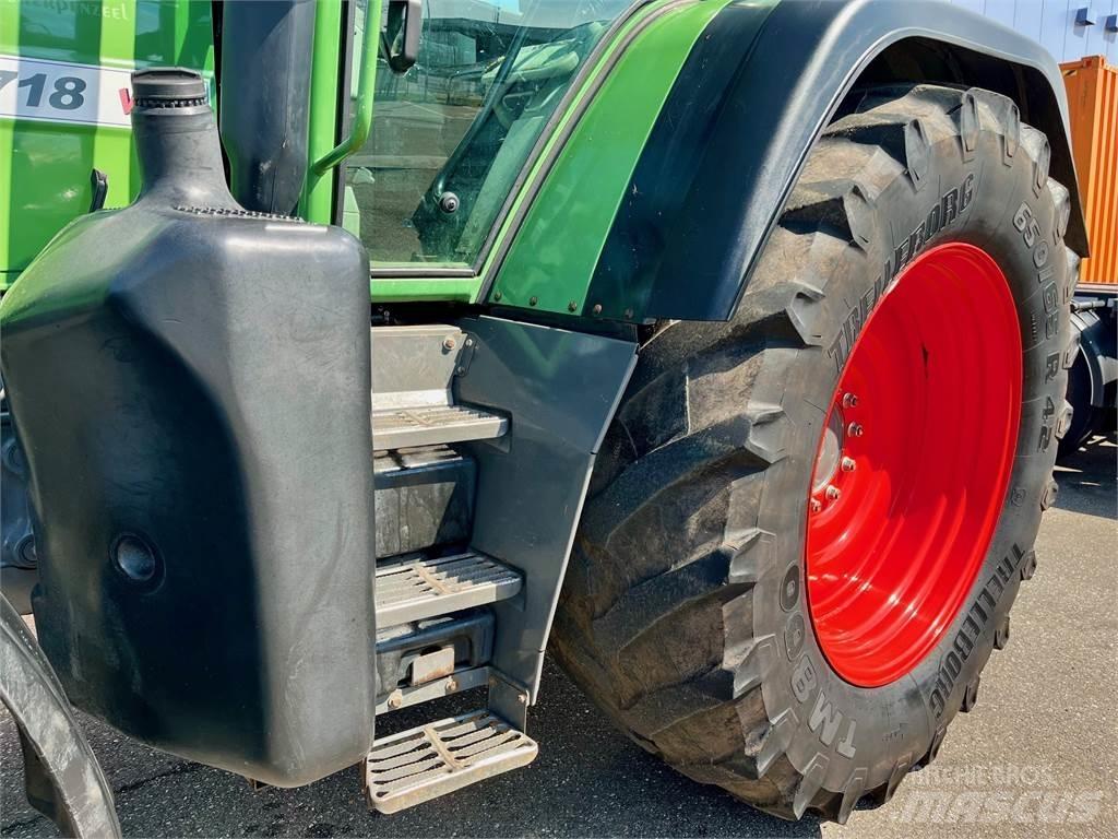 Fendt 718 COM3 Τρακτέρ