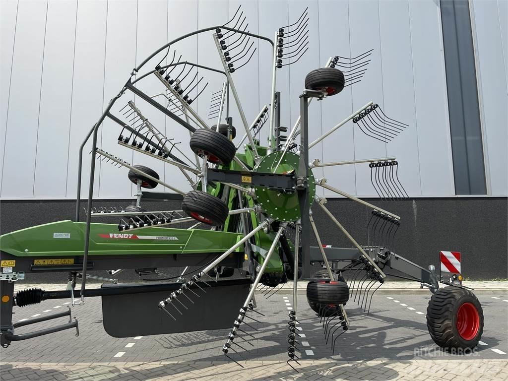 Fendt Former 920c Τσουγκράνες και χορτοξηραντικές μηχανές