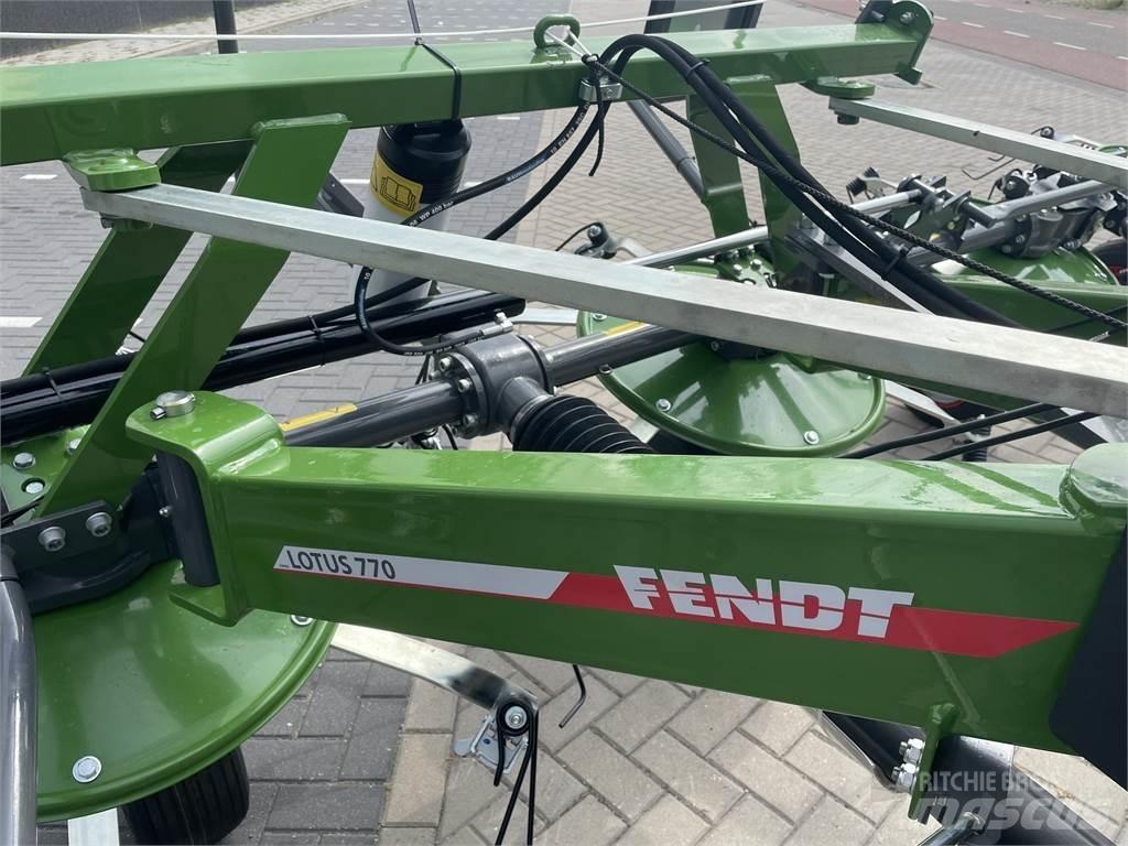 Fendt Lotus 770 Τσουγκράνες και χορτοξηραντικές μηχανές