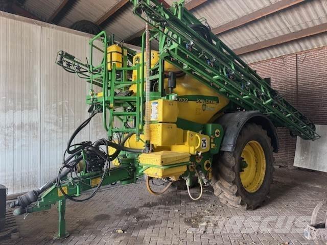 John Deere 832 Αυτοκινούμενα ψεκαστικά
