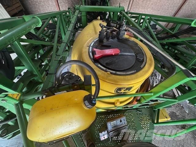 John Deere 832 Αυτοκινούμενα ψεκαστικά