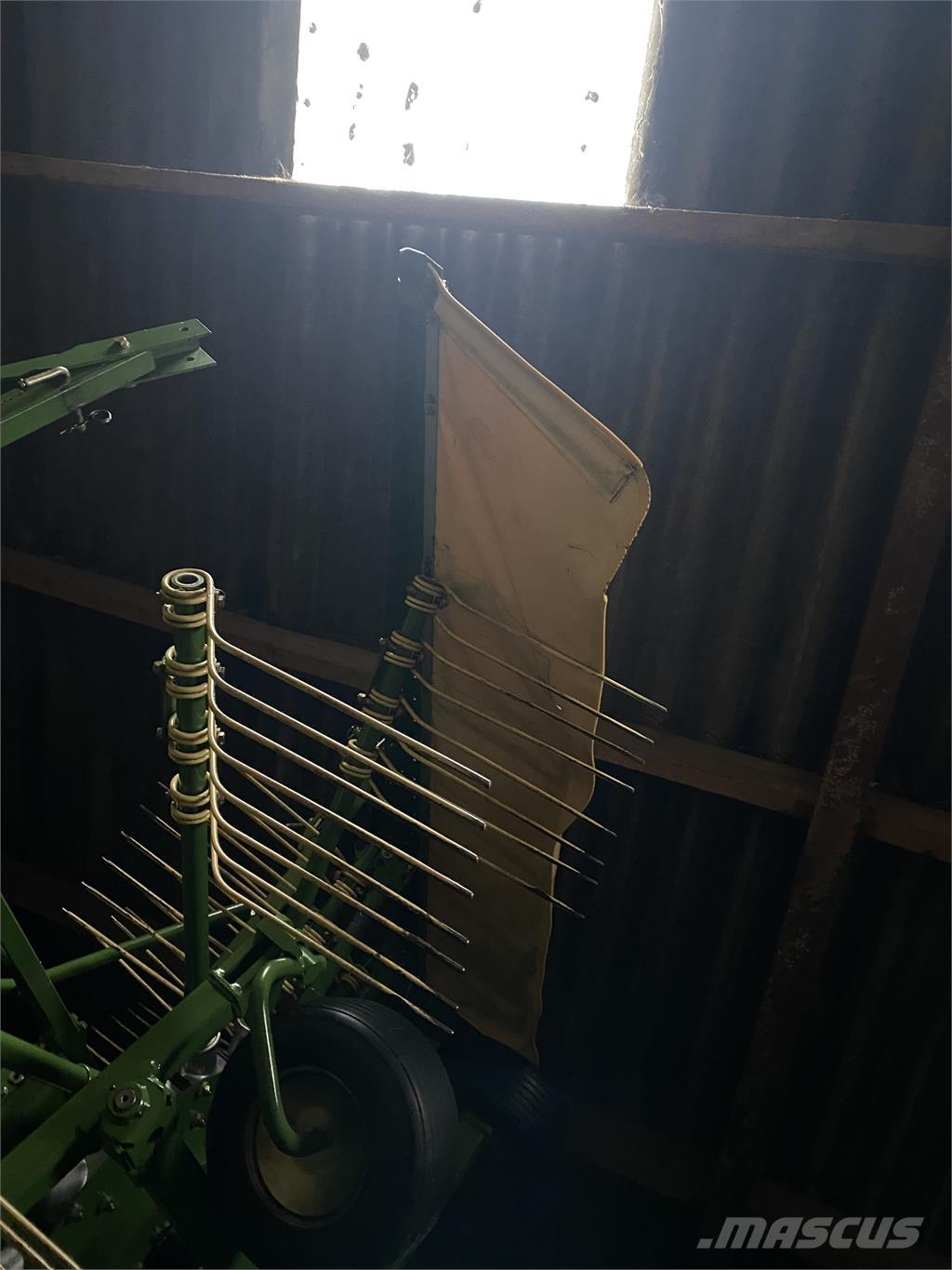 Krone Swadro 807 Τσουγκράνες και χορτοξηραντικές μηχανές