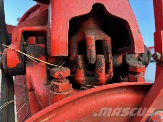 Kuhn GF 10601 TO Τσουγκράνες και χορτοξηραντικές μηχανές