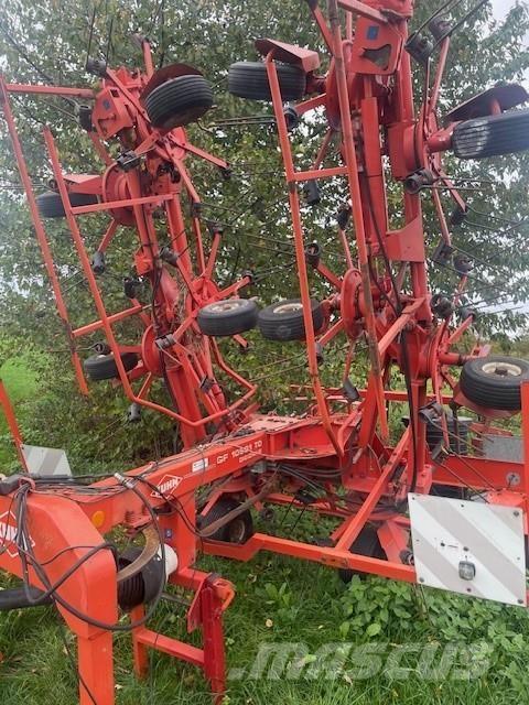Kuhn GF 10601 TO Τσουγκράνες και χορτοξηραντικές μηχανές