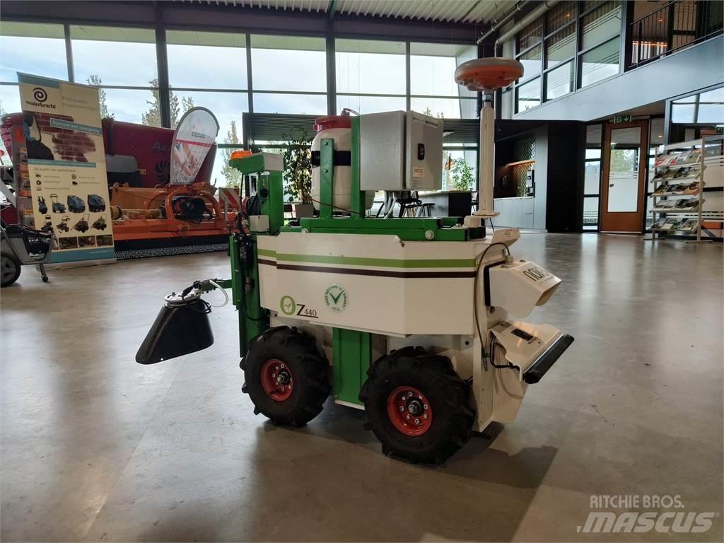  Naio OZ Robot Άλλα γεωργικά μηχανήματα