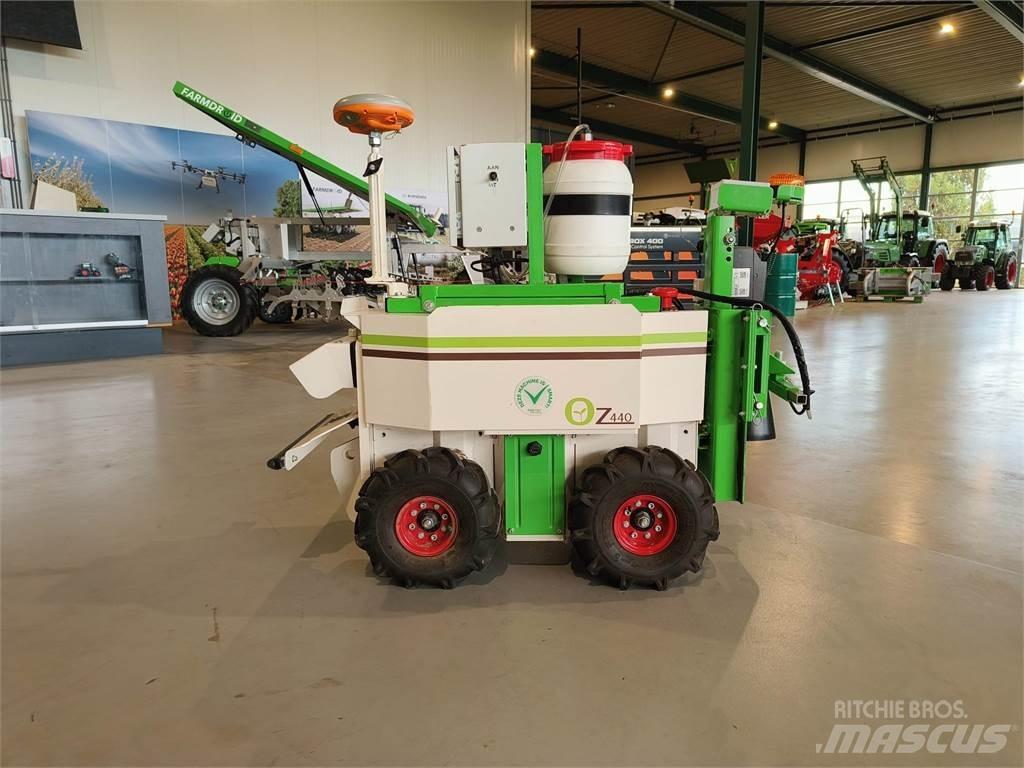  Naio OZ Robot Άλλα γεωργικά μηχανήματα