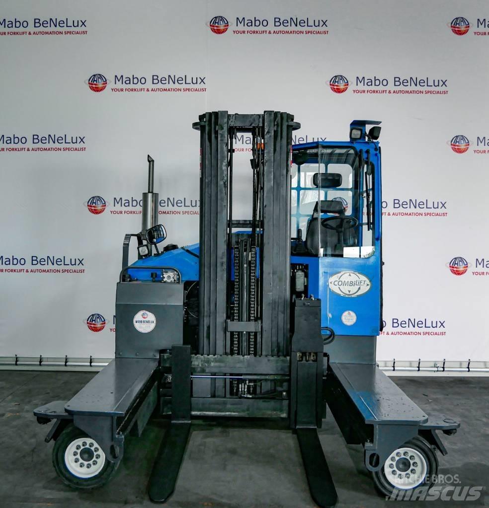Combilift C4500D Ανυψωτικά στενών δρόμων 4 κατευθύνσεων