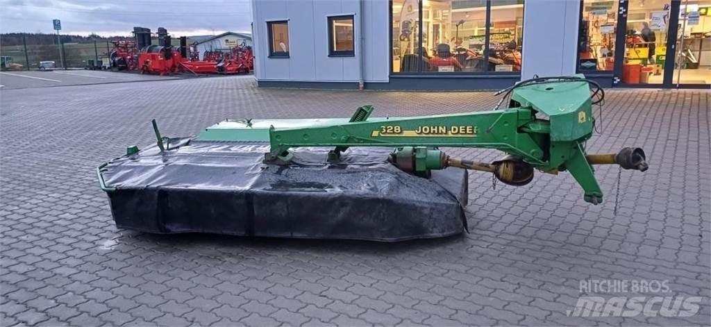 John Deere 328 Χορτοκοπτικά