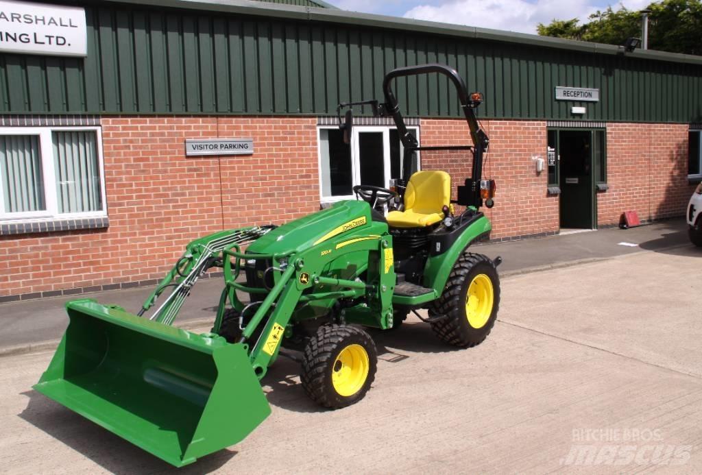John Deere 2026R Τρακτέρ