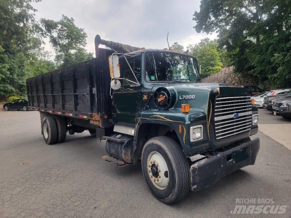Ford L 7000 Φορτηγά Ανατροπή