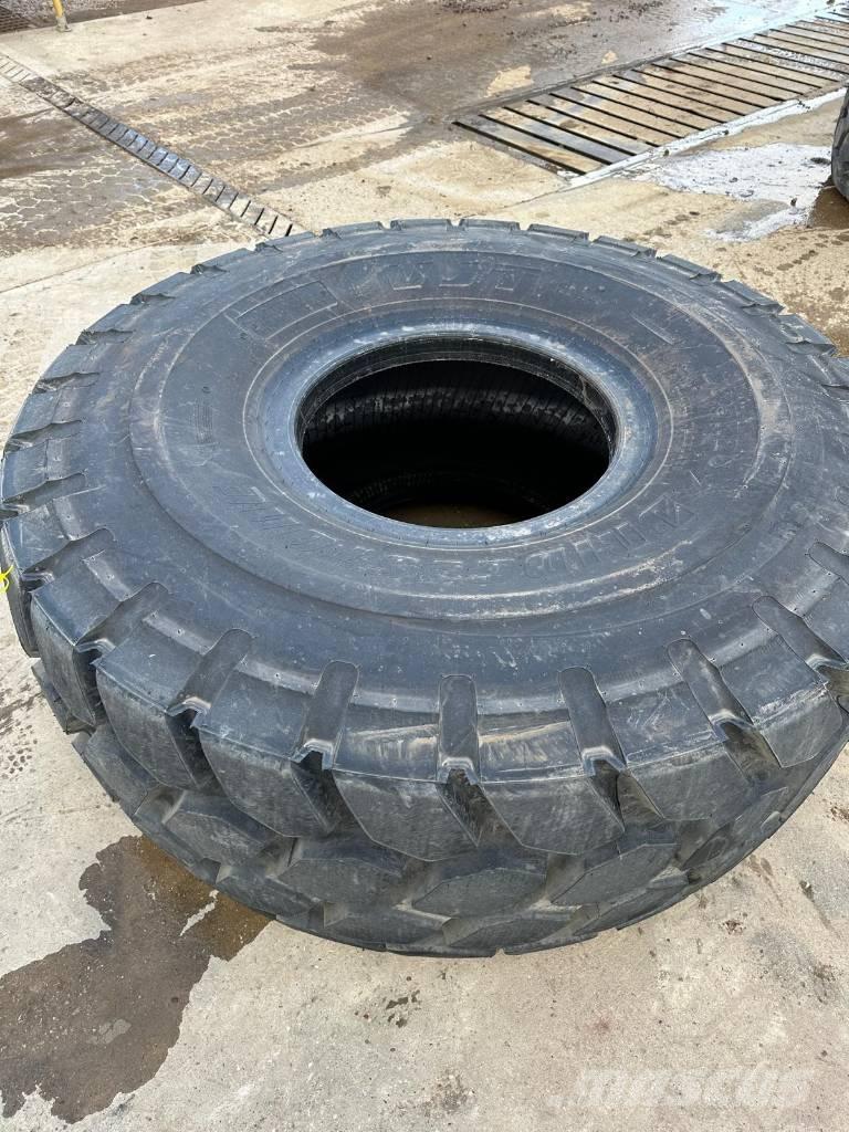 Bridgestone 26.5R25 Ελαστικά και ζάντες