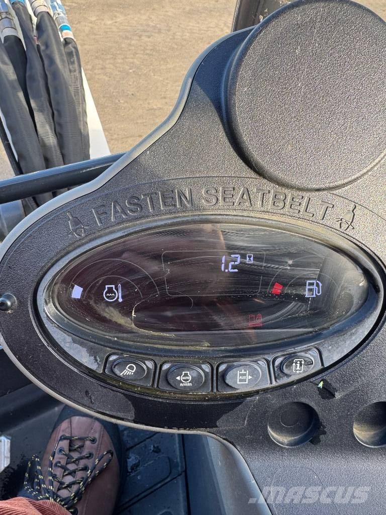 Bobcat E35z Εκσκαφάκι (διαβολάκι) < 7t