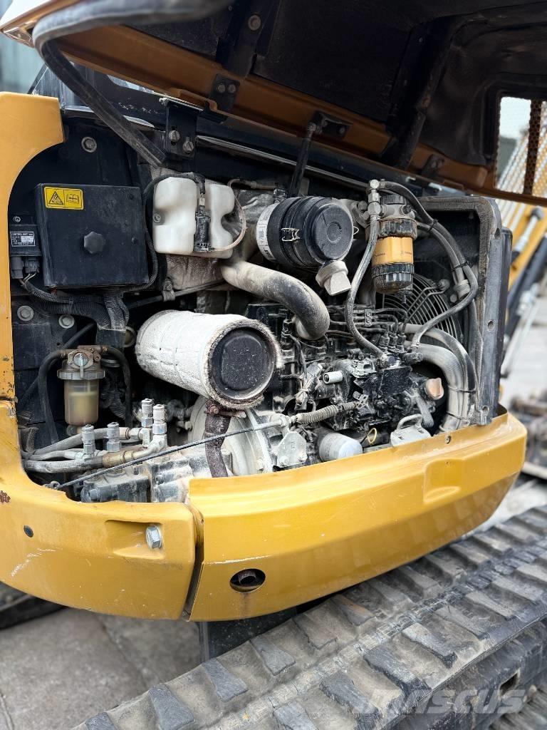 CAT 302.7 D CR Εκσκαφάκι (διαβολάκι) < 7t