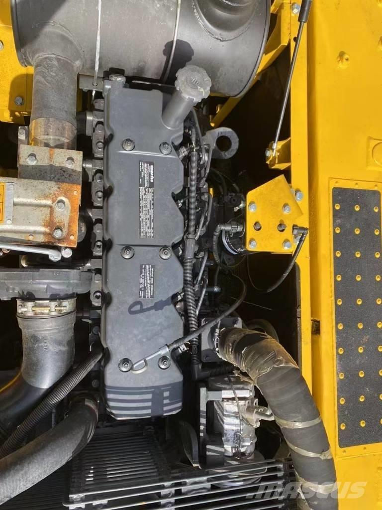 Komatsu 200-8 Εκσκαφείς με ερπύστριες