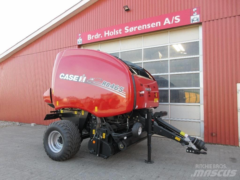 Case IH RB 465 Πρέσες κυλινδρικών δεμάτων